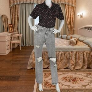 Vintage Levi's Vintage Acid Wash Ripped Mom Jeans Chic W29